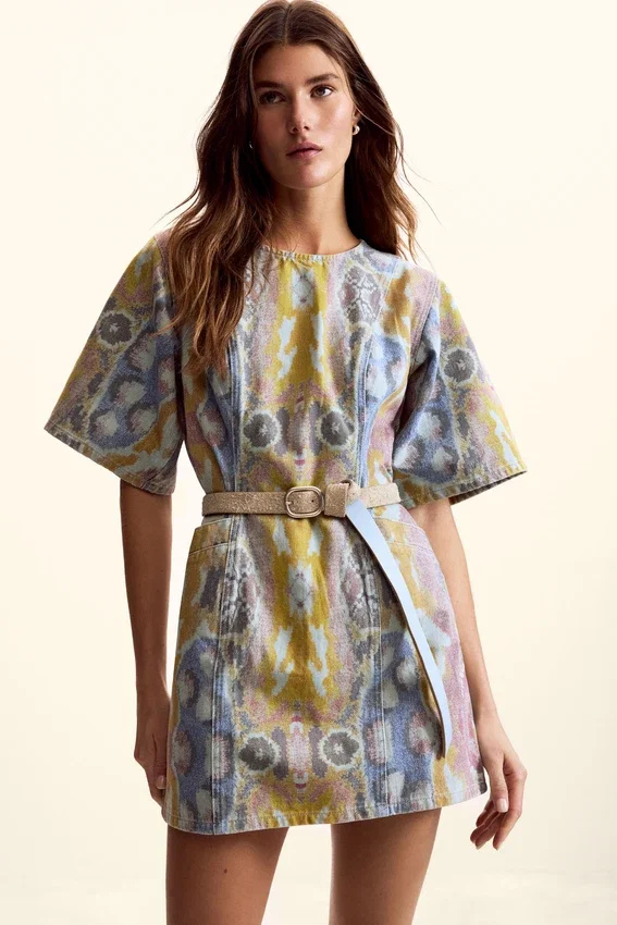 Tapisserie-Kleid von Christian Lacroix Tapisserie-Kleid von Christian Lacroix