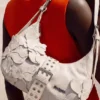 Tasche mit floralen Applikationen Tasche mit floralen Applikationen