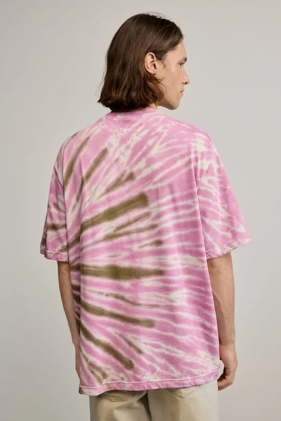 Tie-Dye-T-Shirt Tie-Dye-T-Shirt