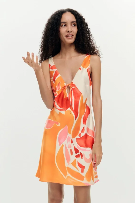Trägerkleid mit Blütenprint Trägerkleid mit Blütenprint