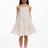 Trägerkleid mit Pompons Trägerkleid mit Pompons