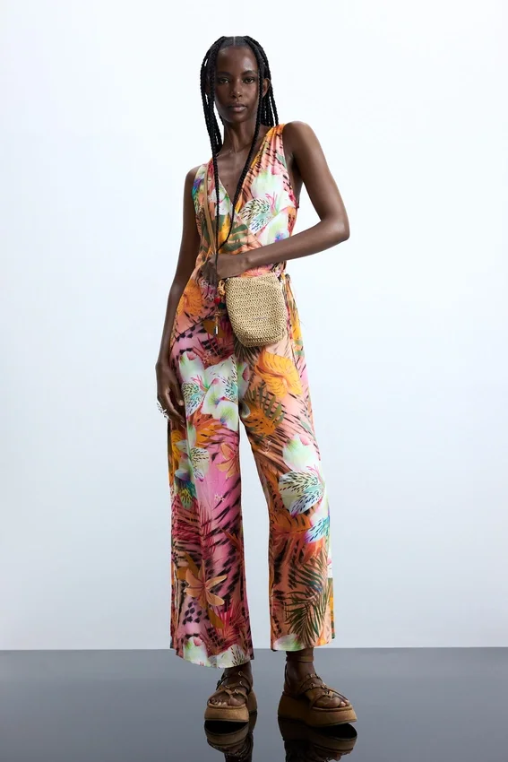 Tropischer Wickel-Jumpsuit Tropischer Wickel-Jumpsuit