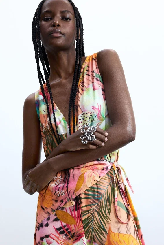 Tropischer Wickel-Jumpsuit Tropischer Wickel-Jumpsuit