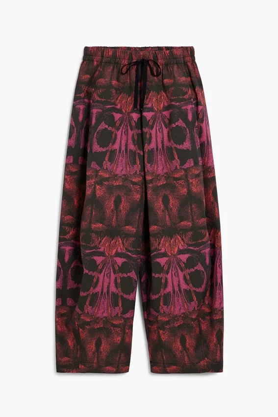 Weite Hose, entworfen von Christian Lacroix Weite Hose, entworfen von Christian Lacroix