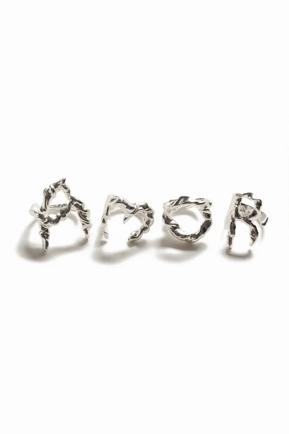 Zalio versilberter Ring mit dem Buchstaben A Zalio versilberter Ring mit dem Buchstaben A