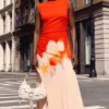 Zweifarbiges Blumenkleid Zweifarbiges Blumenkleid
